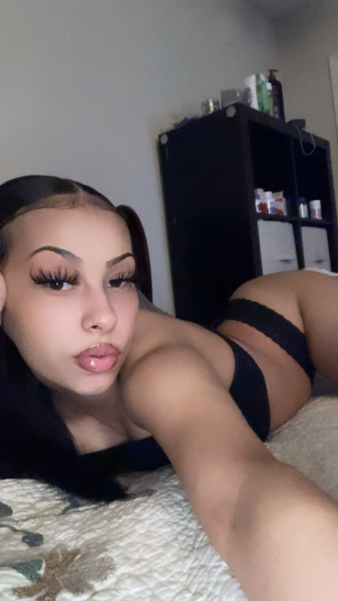 Kravehalo @prettyasshalo cover picture