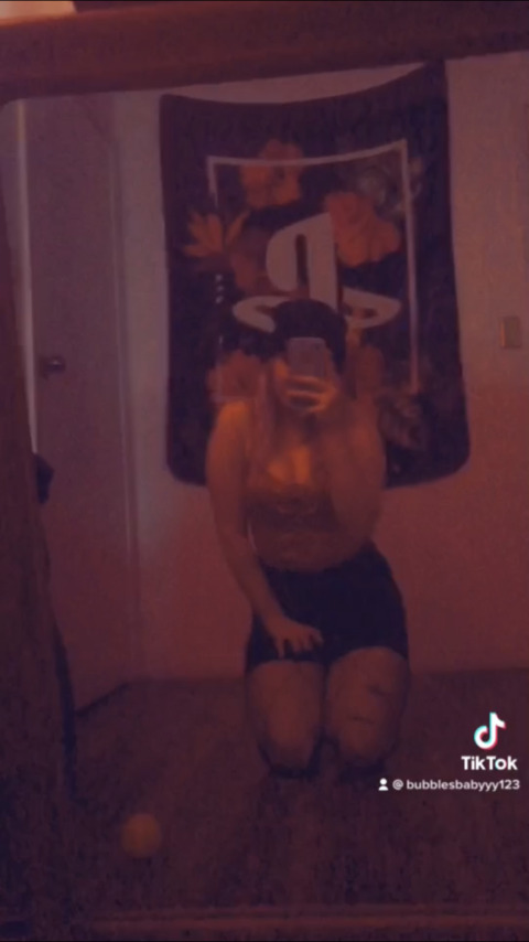 Skye rose @rosebabyxo cover picture