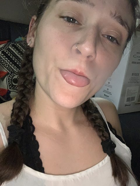 Ally @sandiegio9 cover picture