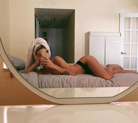 Sasha Ferro @sashaferro cover picture