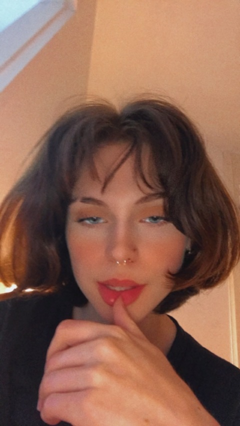 Saturn Grace @saturngrace cover picture