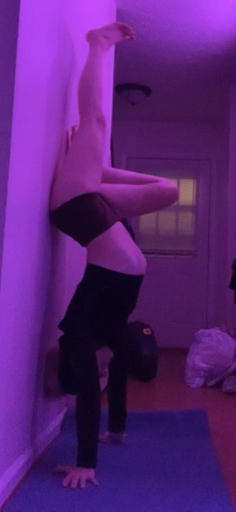 Savannah van @savannahvanl cover picture