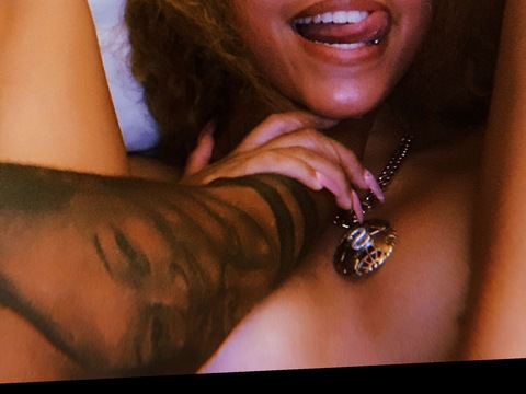 Scoop @scoopxneen cover picture