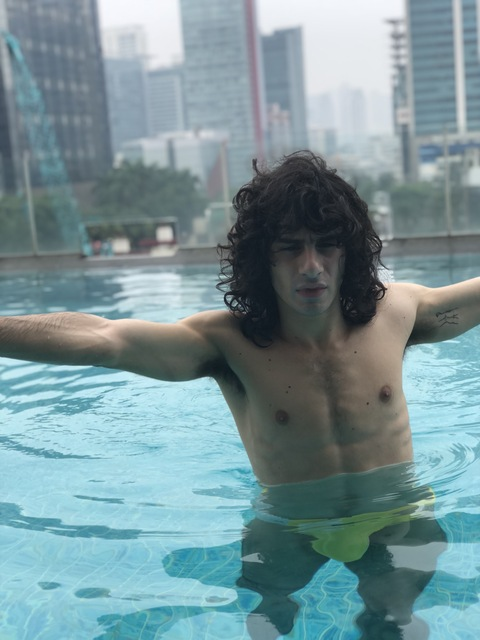 Maryléne Balisto @self-exciting cover picture