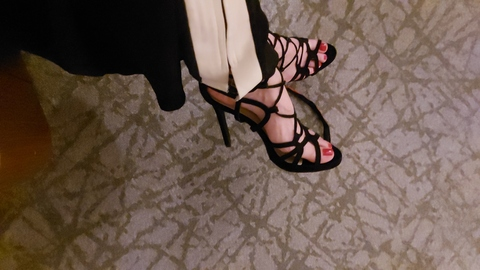 Feet model ملكة السيطرة والخضوع صوفي @sophiedomina cover picture