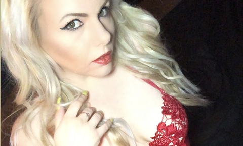 Sophie Violet @sophieviolet cover picture