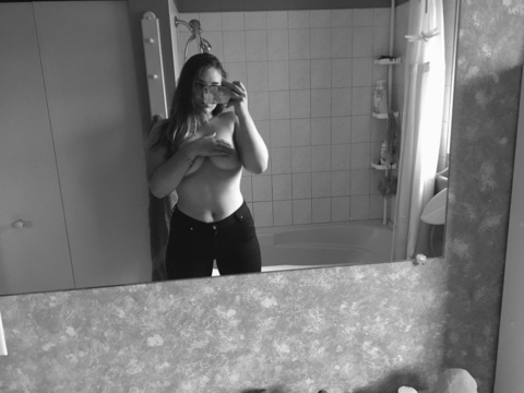 Stella woods @stellbaby cover picture