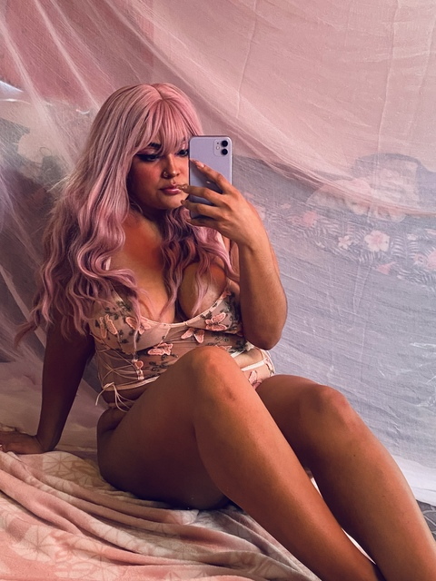 Lila @sweet_lila cover picture