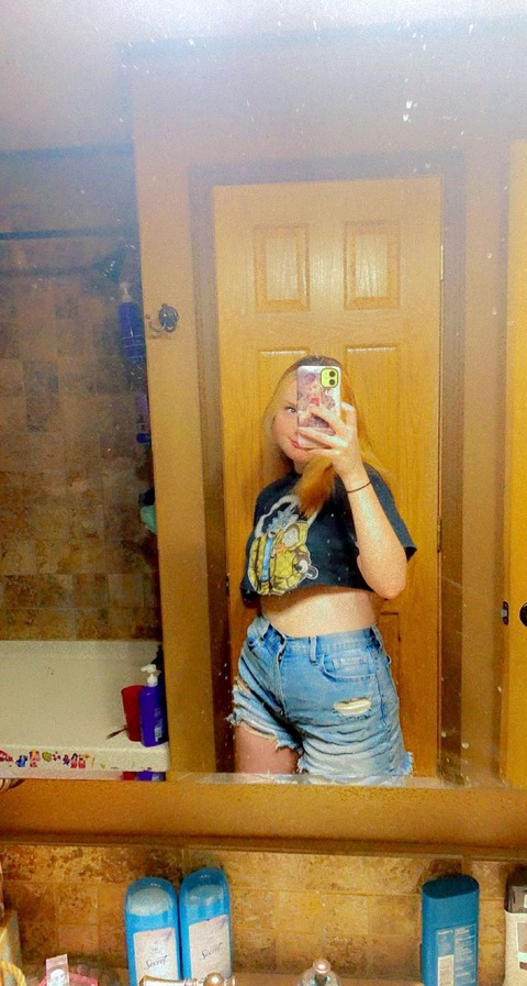 Tabby May @tabbymay cover picture