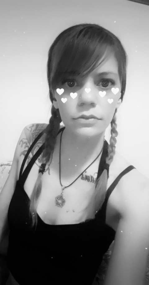 Tennille Tatton @tennille cover picture