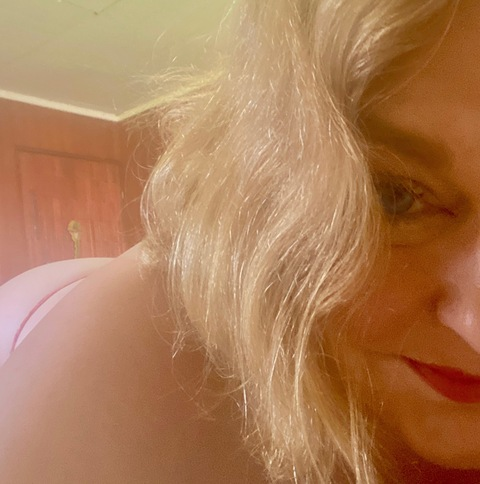 Tess Mature @tesscooksfrench cover picture