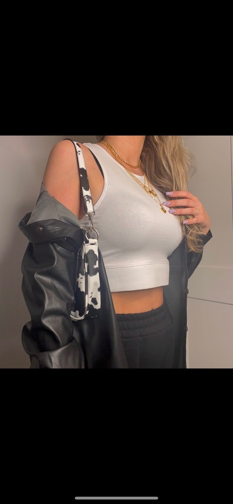 Shannon😙 @thatgirlshannon cover picture