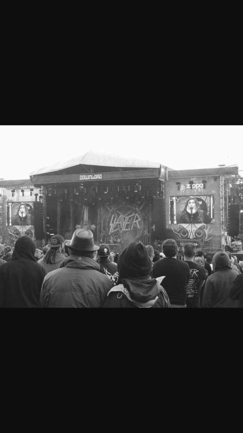 thatredhead @thatredhead cover picture