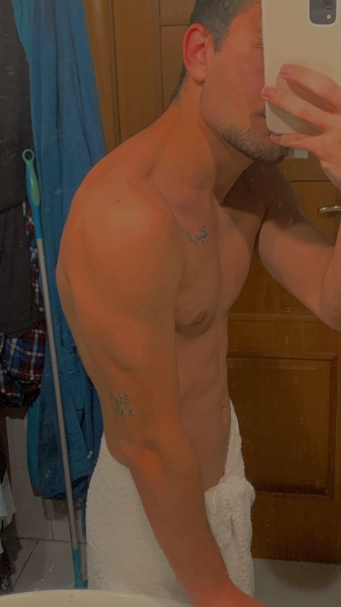 Pietro @thatspie cover picture