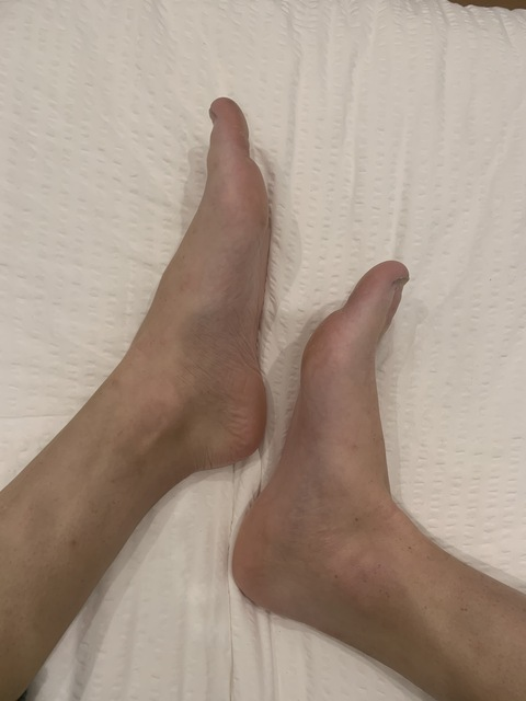 little red @the_little_red cover picture