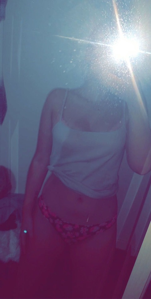 Chlo @u142770126 cover picture