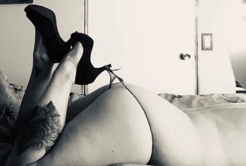 TinyT @u143171203 cover picture