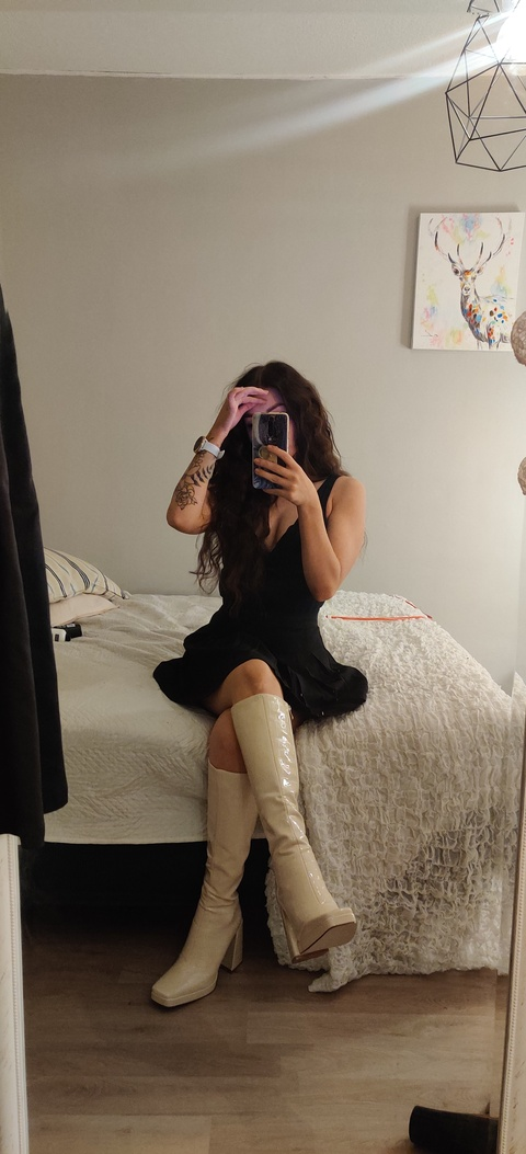 Eveliina @u176769201 cover picture