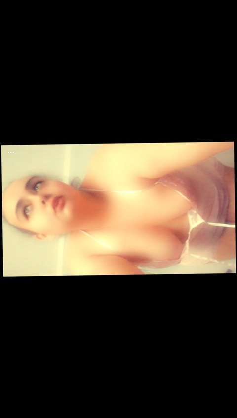 LostGirl @u220755008 cover picture