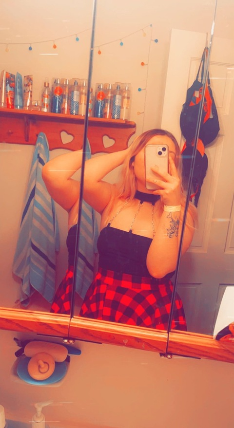 Angel @u55791580 cover picture