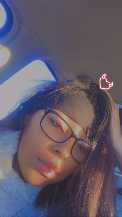 Veya😈 @u78073129 cover picture