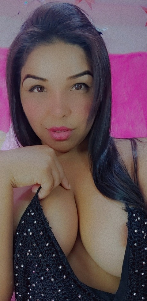 Vannessa @vanness74226524 cover picture