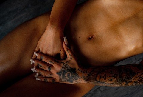 Vero Casillas @verocasillass cover picture