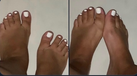 Jen Thick @viewsofthefeet cover picture