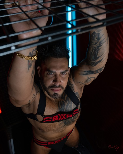 viktorromxxx @viktorromvip cover picture
