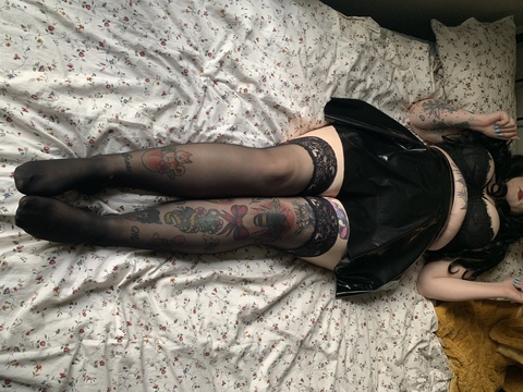 Violet Faun @violetfaun cover picture