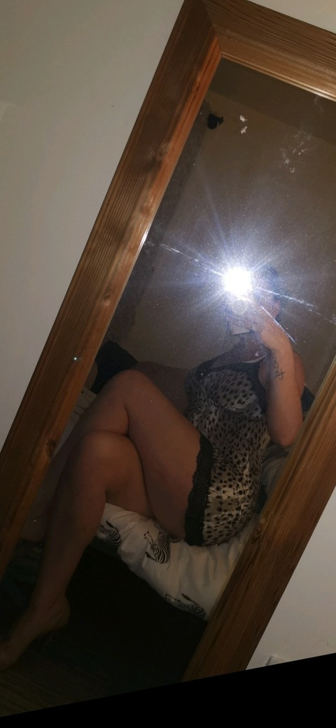 Webcamgirl9 @webcamgirl9 cover picture