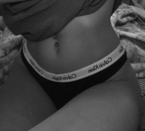 Nevaeh @xonevaeh cover picture