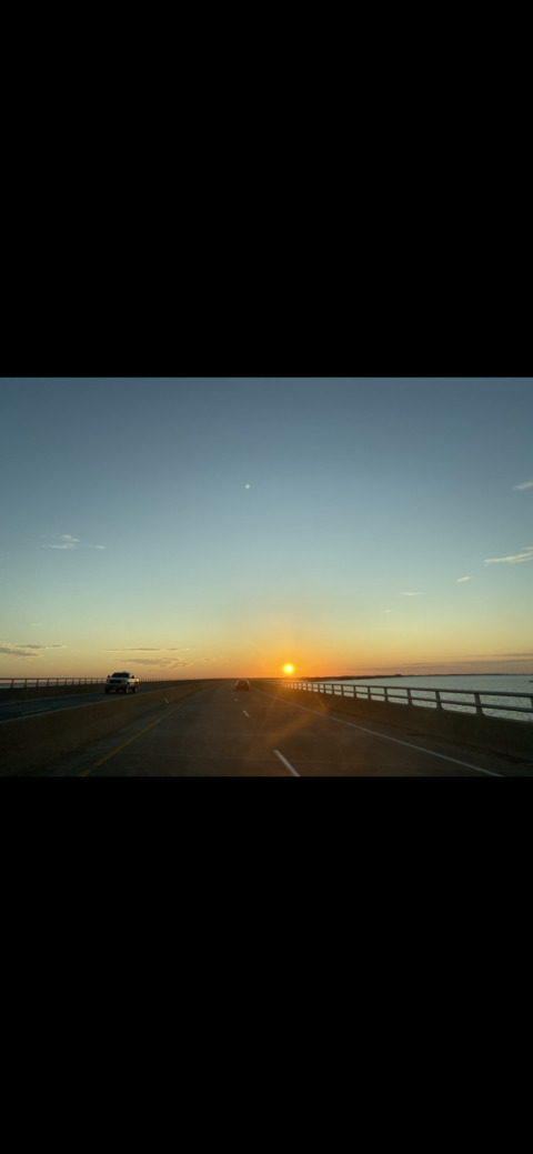 alix @yagirla cover picture