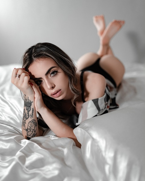 Ylenia Giusy 🖤 @yleniagiusy cover picture