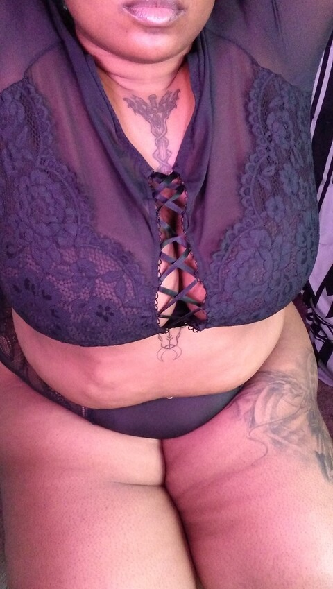 BodaciousCakes @yoshiempress cover picture