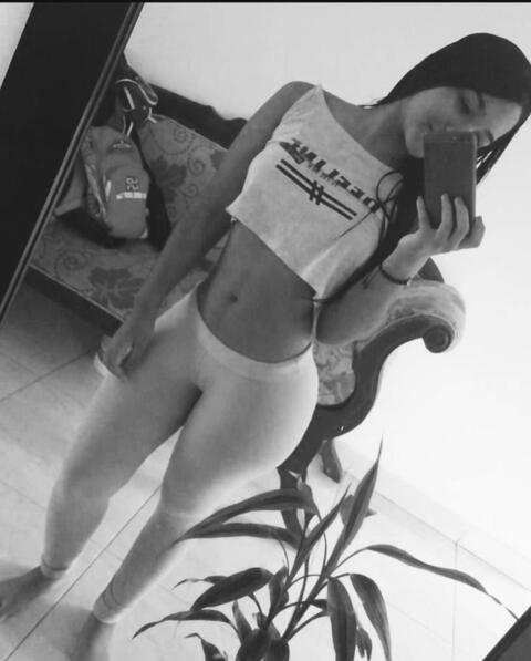 Rose @yougirl cover picture