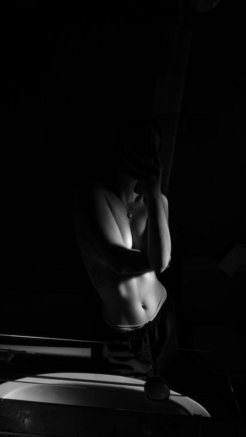 itsdidi 🎀 @youngmemories cover picture