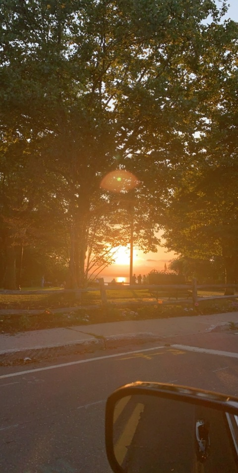 Mel @yungmellss cover picture