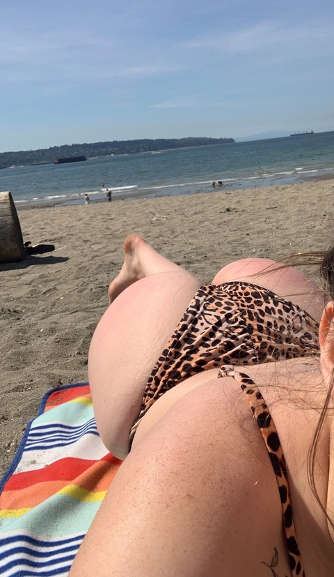 YYC couple @yycprincess cover picture