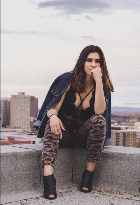 Miss Zo @zoellym cover picture