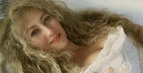 Zoja Aegerter @zoja-aegerter cover picture